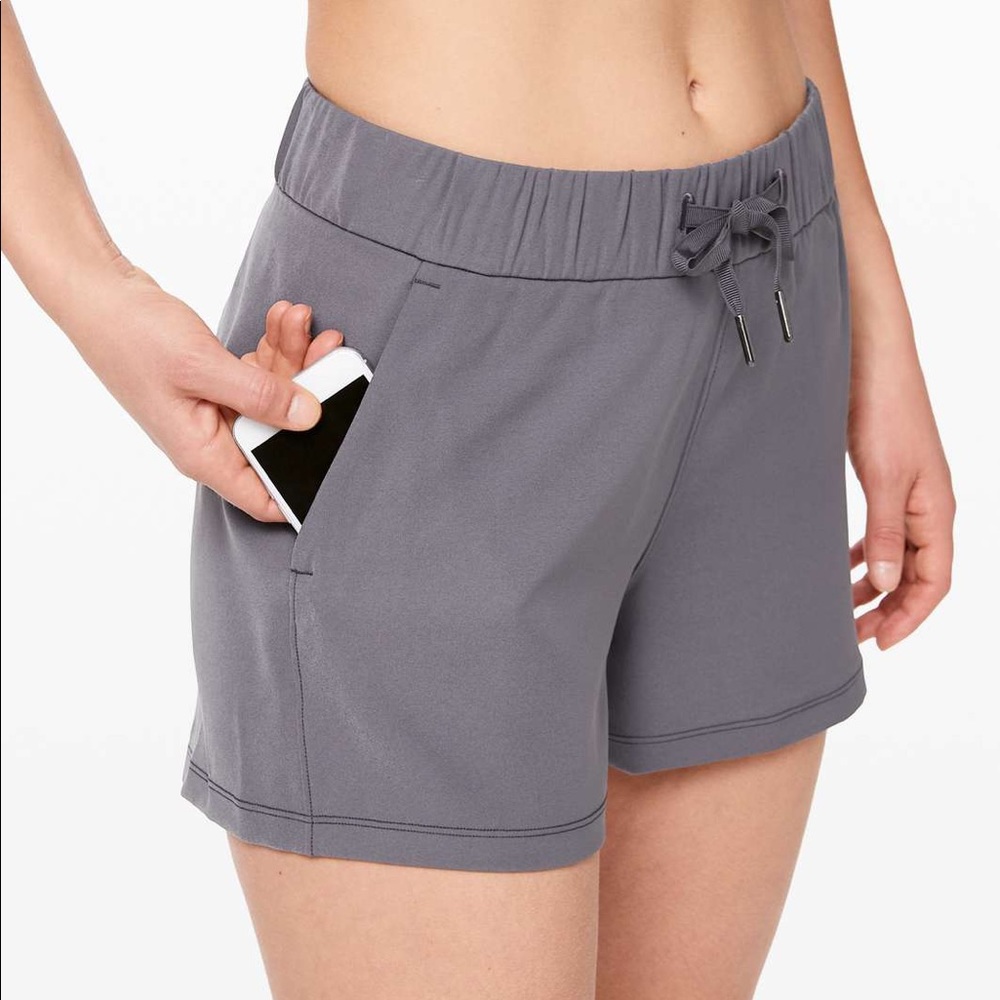 lululemon athletica On the fly Gray Women's Shorts